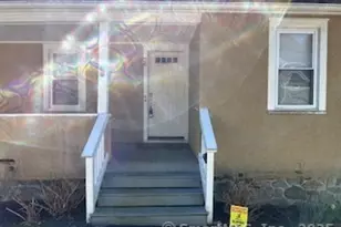 10 Hill St, New Canaan, CT 06840 - Photo 1