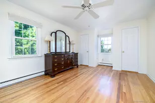 22 Hastings Ln, Stamford, CT 06905 - Photo 20