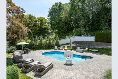 7 Curt Terrace, Greenwich, CT 06831 - Photo 4