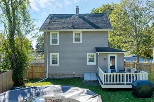 47 Phillips St, New London, CT 06320 - Photo 4