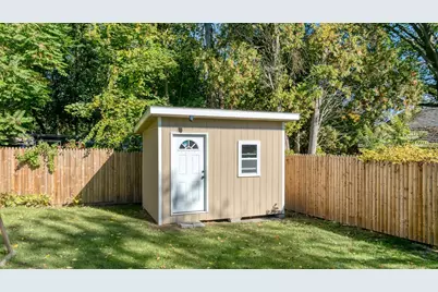 47 Phillips Street, New London, CT 06320 - Photo 10