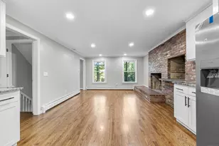 545 Simsbury Rd, Bloomfield, CT 06002 - Photo 6