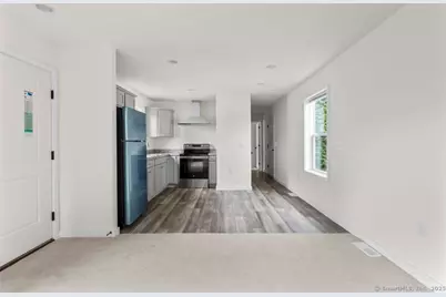 55 Sugar Street #2, Newtown, CT 06470 - Photo 2