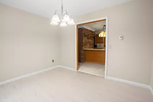 698 Brayman Hollow Rd, Pomfret, CT 06259 - Photo 22