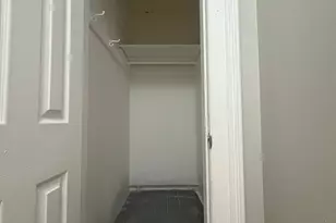 818 Pine St, Bristol, CT 06010 - Photo 12