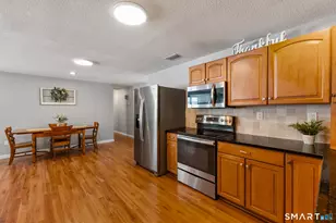 21 Gideon Ln, Glastonbury, CT 06033 - Photo 10