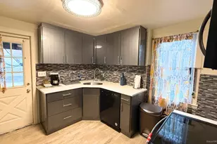 57 Austin St, New Haven, CT 06515 - Photo 4