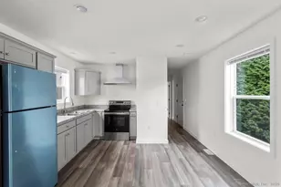 55 Sugar St, Newtown, CT 06470 - Photo 4