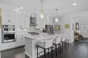 945 Mackenzie Ln, Oxford, CT 06478 - Photo 10