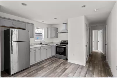 55 Sugar Street #9, Newtown, CT 06470 - Photo 4