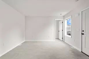 55 Sugar St, Newtown, CT 06470 - Photo 16