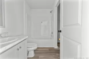 55 Sugar St, Newtown, CT 06470 - Photo 12