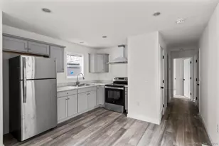 55 Sugar St, Newtown, CT 06470 - Photo 4