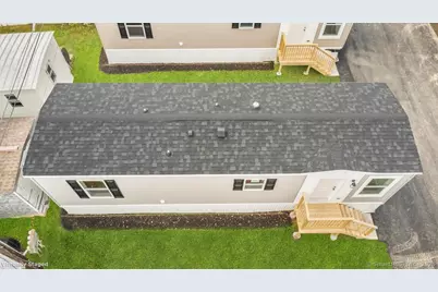 55 Sugar Street #10, Newtown, CT 06470 - Photo 2