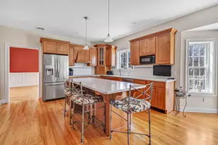 71 Old Dairy Ln, Shelton, CT 06484 - Photo 8