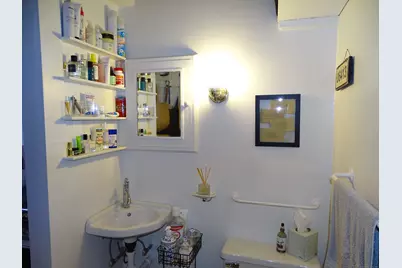 75 South Main Street #Apt E, Branford, CT 06405 - Photo 12