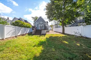 78 Warren St, Stamford, CT 06902 - Photo 36