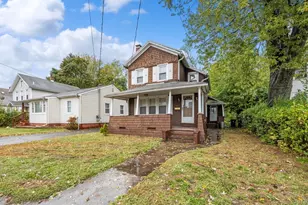 25 Richards St, West Haven, CT 06516 - Photo 2