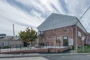 1042B Main St, Newington, CT 06111 - Photo 1