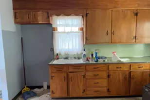 136 Wyoming Ave, Torrington, CT 06790 - Photo 6