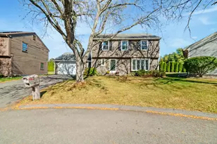 30 Tunxis Cir, Meriden, CT 06450 - Photo 2