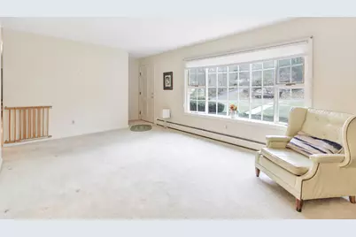 19 Robin Lane, Shelton, CT 06484 - Photo 12