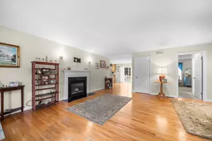 12 Woodridge Dr, Windsor Locks, CT 06096 - Photo 6