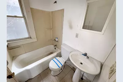 22 Helen Street, Hamden, CT 06514 - Photo 12