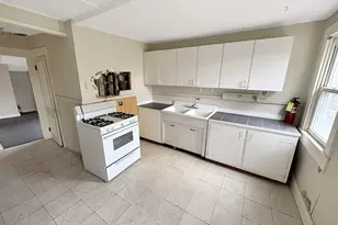 22 Helen St, Hamden, CT 06514 - Photo 20