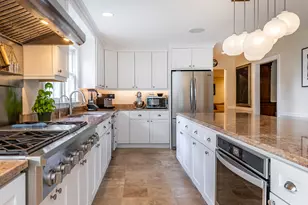 31 Hickory Ln, Roxbury, CT 06783 - Photo 10