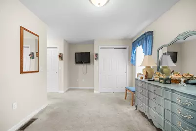 12 Woodridge Drive #12, Windsor Locks, CT 06096 - Photo 14