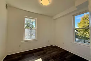 22 Hawthorne Ave, Derby, CT 06418 - Photo 14