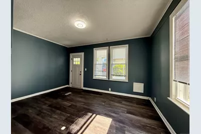 22 Hawthorne Avenue, Derby, CT 06418 - Photo 4