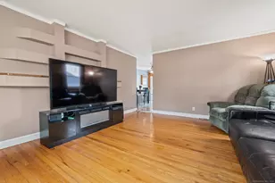 79 May St, West Haven, CT 06516 - Photo 4