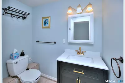 160 Glengarry Road #160, Fairfield, CT 06825 - Photo 10