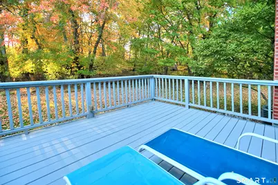 160 Glengarry Road #160, Fairfield, CT 06825 - Photo 18