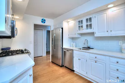 160 Glengarry Road #160, Fairfield, CT 06825 - Photo 14