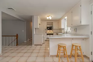 97 Longview Dr, Berlin, CT 06037 - Photo 6