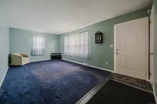 26 Oakleaf Dr, Waterbury, CT 06708 - Photo 10