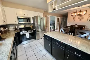 37 Ann St, Naugatuck, CT 06770 - Photo 6