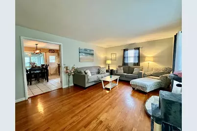 37 Ann Street, Naugatuck, CT 06770 - Photo 2