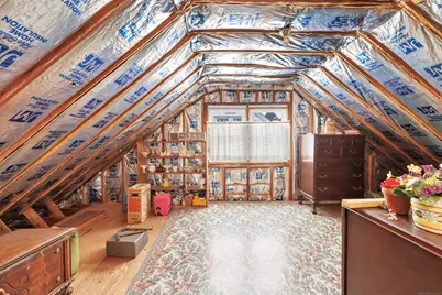 330 Oakwood Street, Bridgeport, CT 06606 - Photo 20