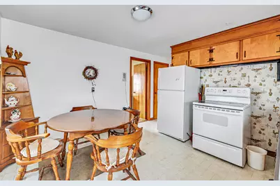 330 Oakwood Street, Bridgeport, CT 06606 - Photo 18