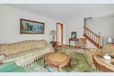 330 Oakwood Street, Bridgeport, CT 06606 - Photo 8