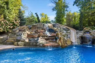 16 Julia Rd, Tolland, CT 06084 - Photo 2