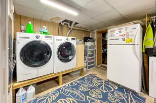 399 W Woods Rd, Hamden, CT 06518 - Photo 22