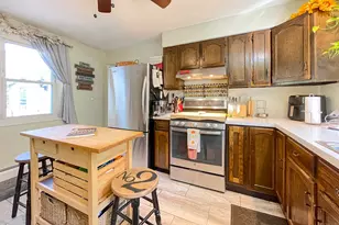 399 W Woods Rd, Hamden, CT 06518 - Photo 8