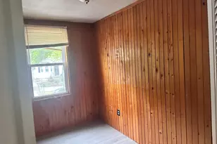 45 Huntington Ave, New Haven, CT 06512 - Photo 6