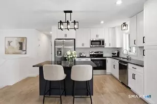 317 City Hill St, Naugatuck, CT 06770 - Photo 2