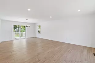 317 City Hill St, Naugatuck, CT 06770 - Photo 12